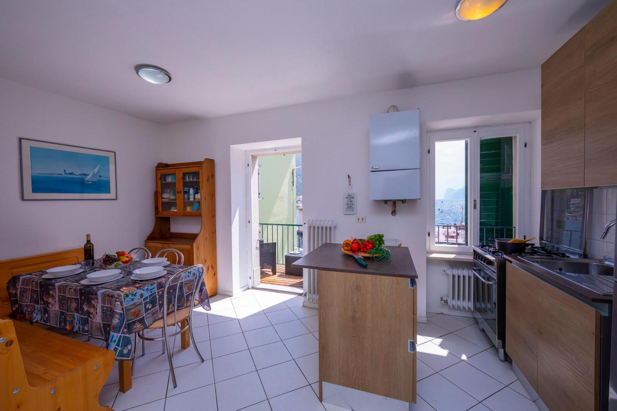 Dogana Best Lake View - Happy Rentals Torbole Sul Garda Extérieur photo